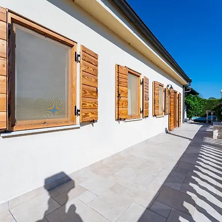 Aurata In Villa Ližnjan