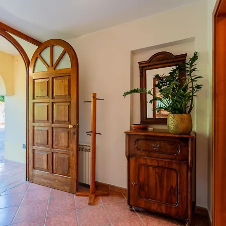 Villa Aurata In Ližnjan